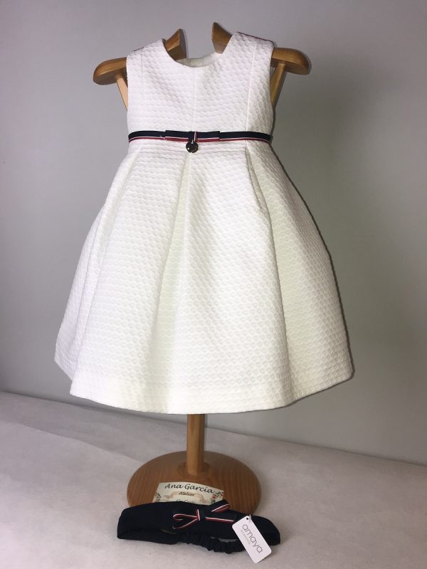Imagen vestido pique con lazo bebé niña